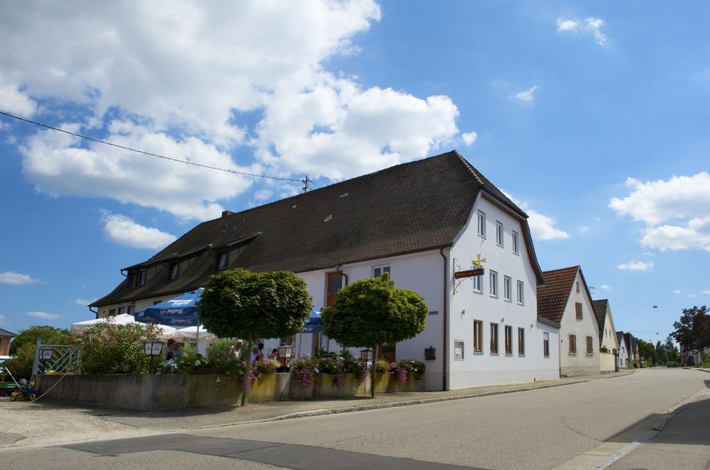 Gasthof Zum Kreuz Ноєнбург-ам-Райн Екстер'єр фото